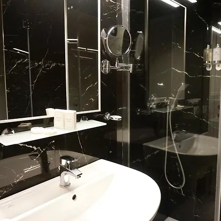 Vespasiano Hotel 4*