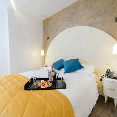 Vespasiano 4* Rome