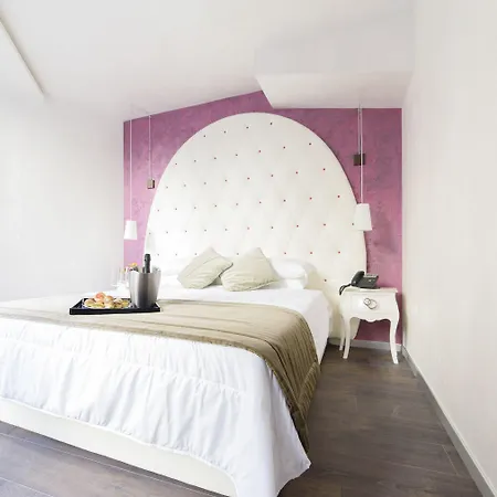 Hotel Vespasiano 4*