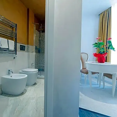 Vespasiano Hotel 4*