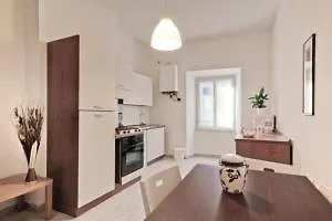 Otel Vespasiano 4*