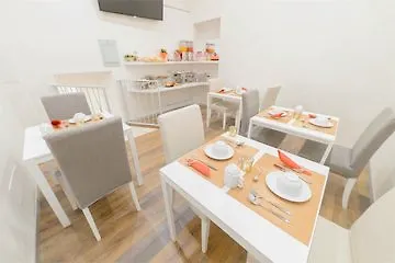 Vespasiano Otel 4*